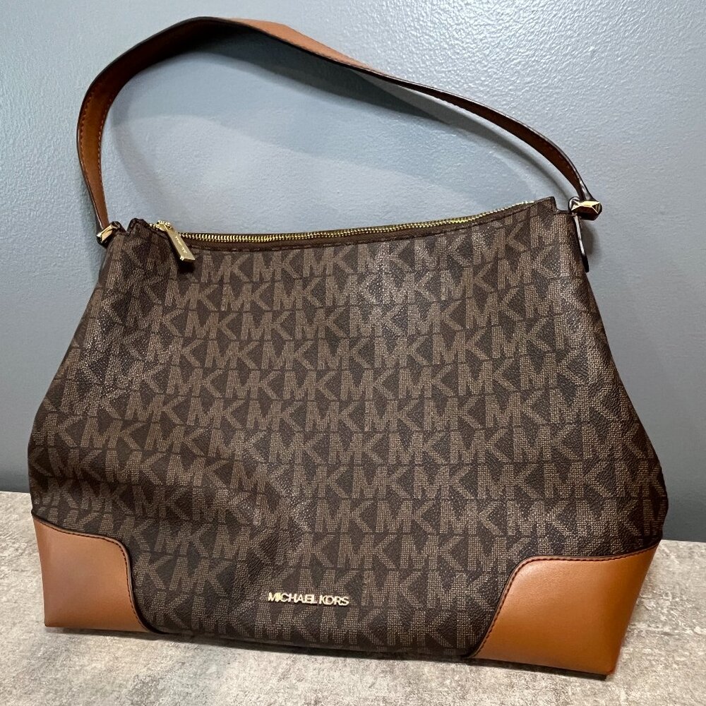 Michael Kors Zippered Tote